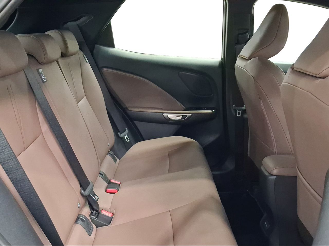 Lexus LBX 1.5 136cv HEV Elegant  - Foto 8