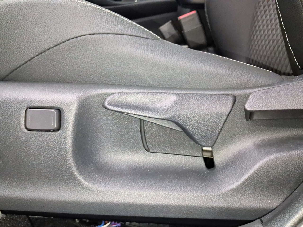Toyota Yaris 1.5 130H Style  - Foto 23