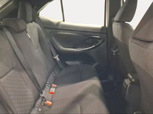 Toyota Yaris Cross 1.5 120H Active Tech  - Foto 8