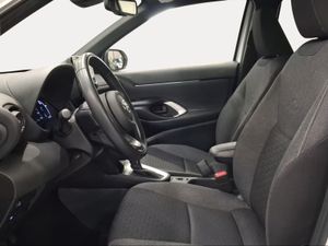 Toyota Yaris Cross 1.5 120H Active Tech  - Foto 13