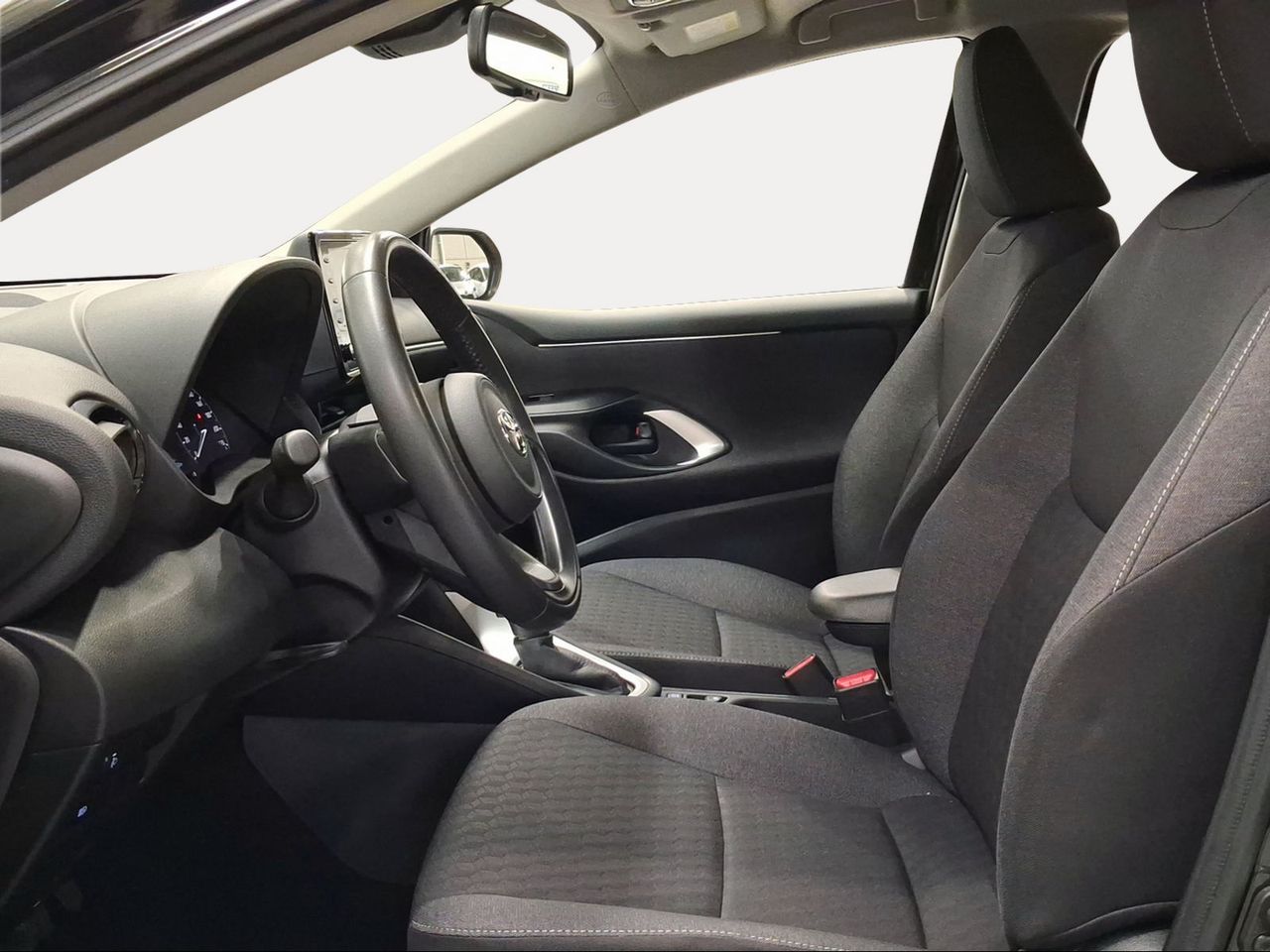 Toyota Yaris 1.5 120H Active Tech  - Foto 13