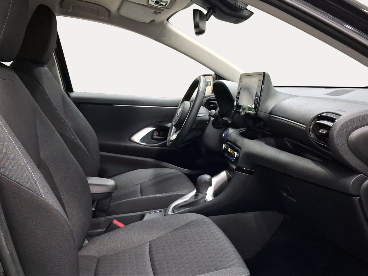 Toyota Yaris 1.5 120H Active Tech  - Foto 7