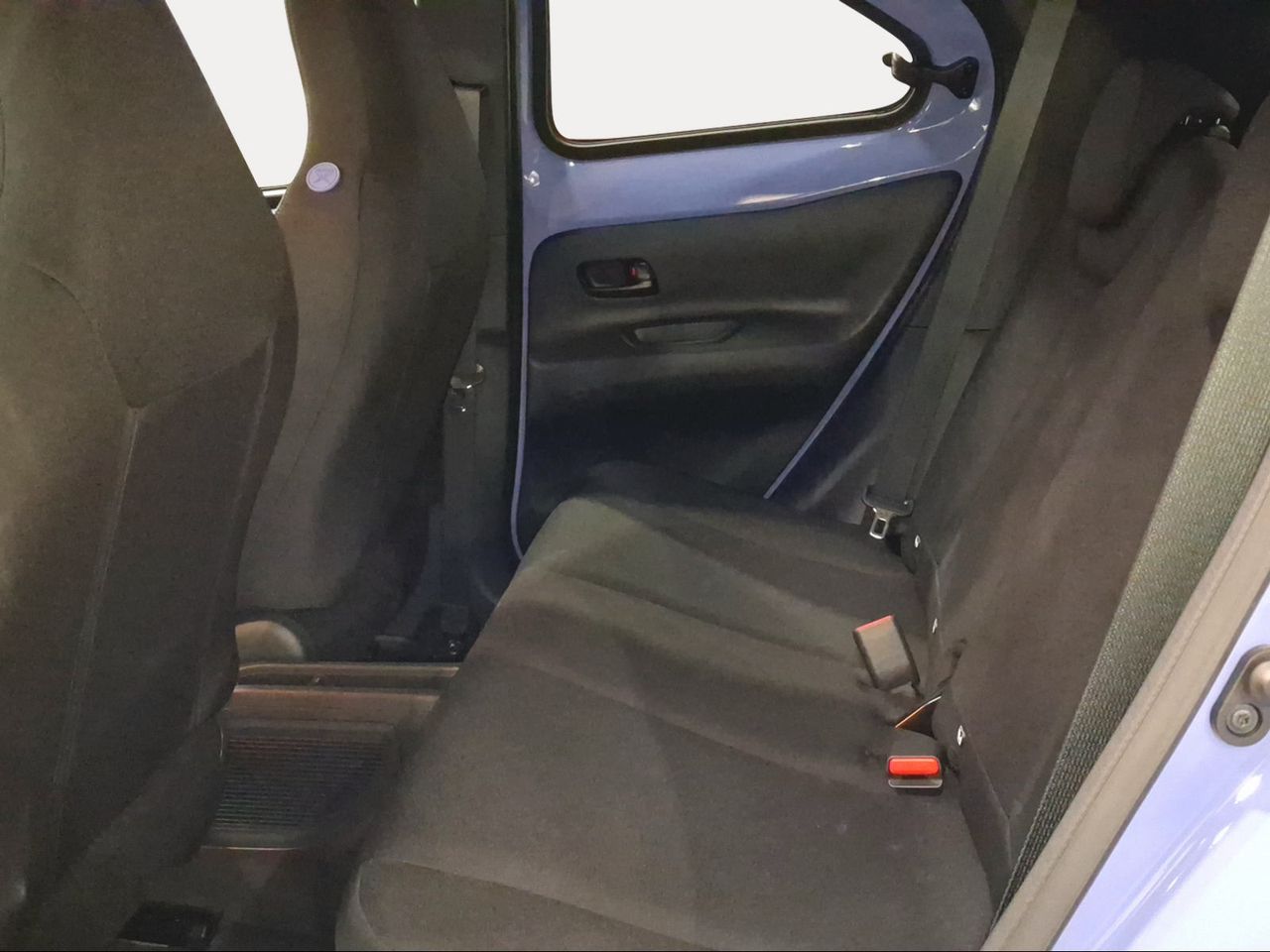 Toyota Aygo X Cross Hybrid MC26 1.5 116CV Like  - Foto 12