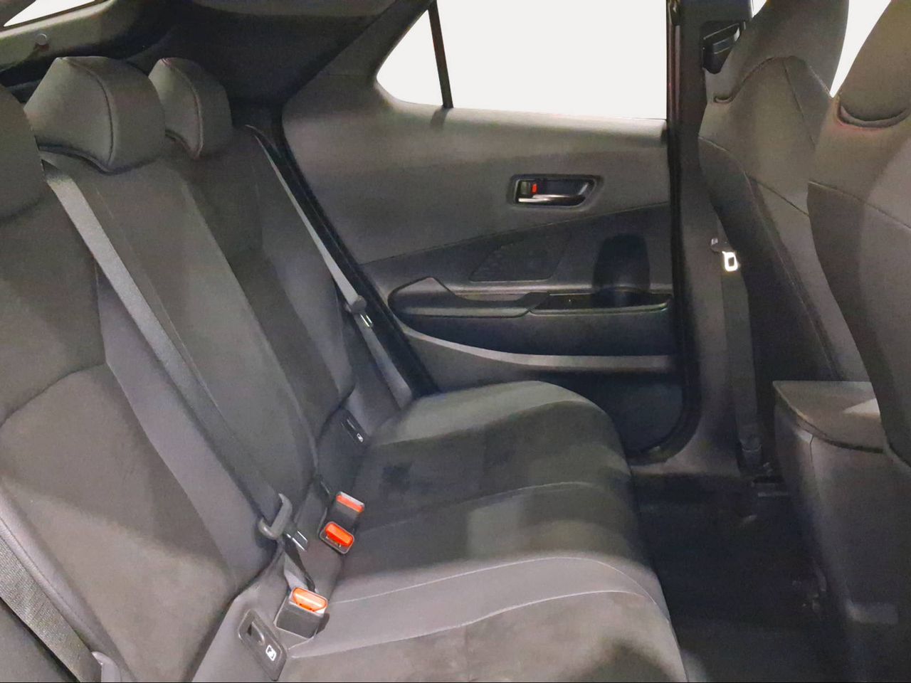 Toyota C-HR 2.0 220PH GR Sport  - Foto 9