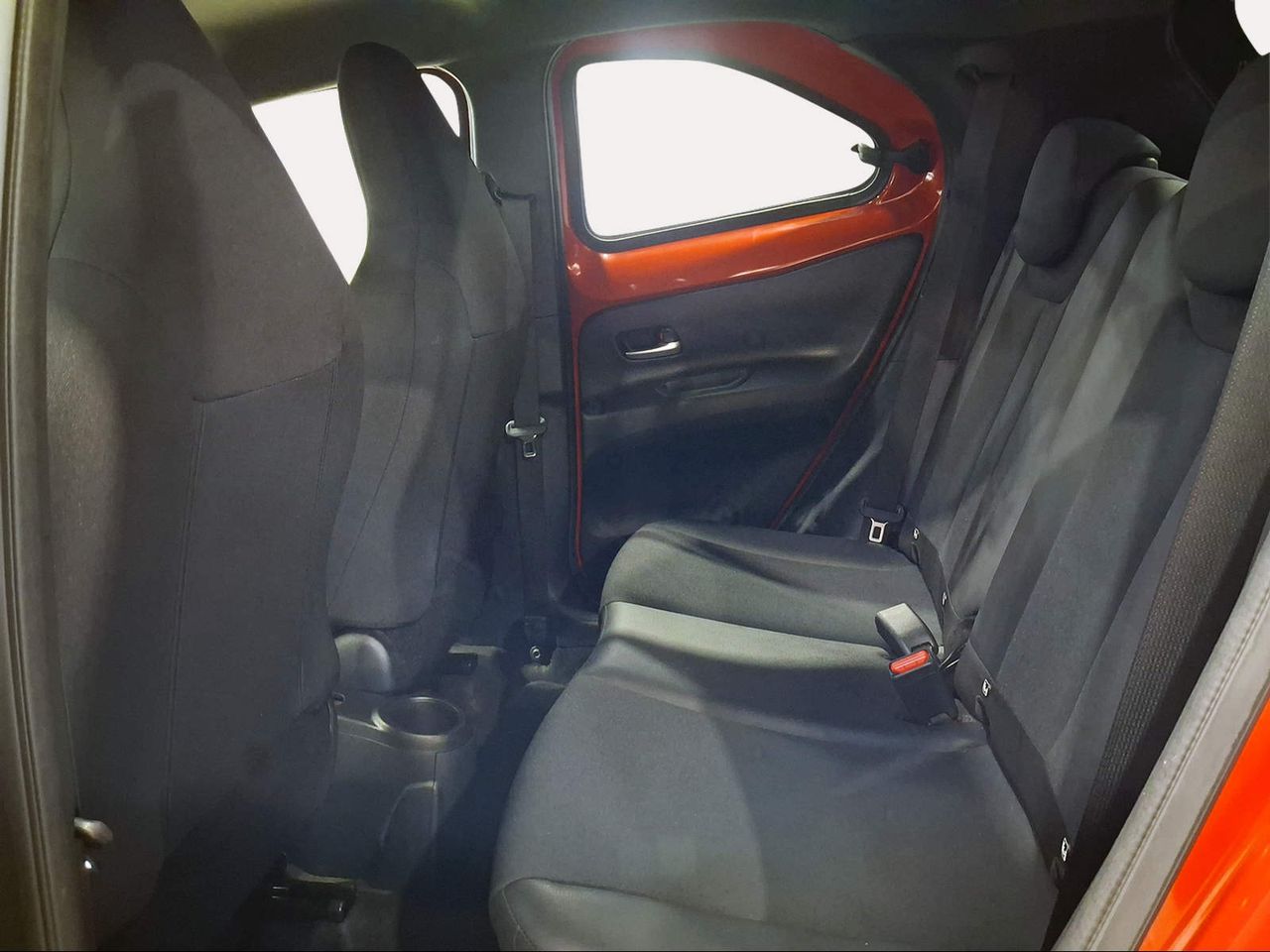Toyota Aygo X Cross 1.0 VVT-I 72CV Trendy Edition  - Foto 12
