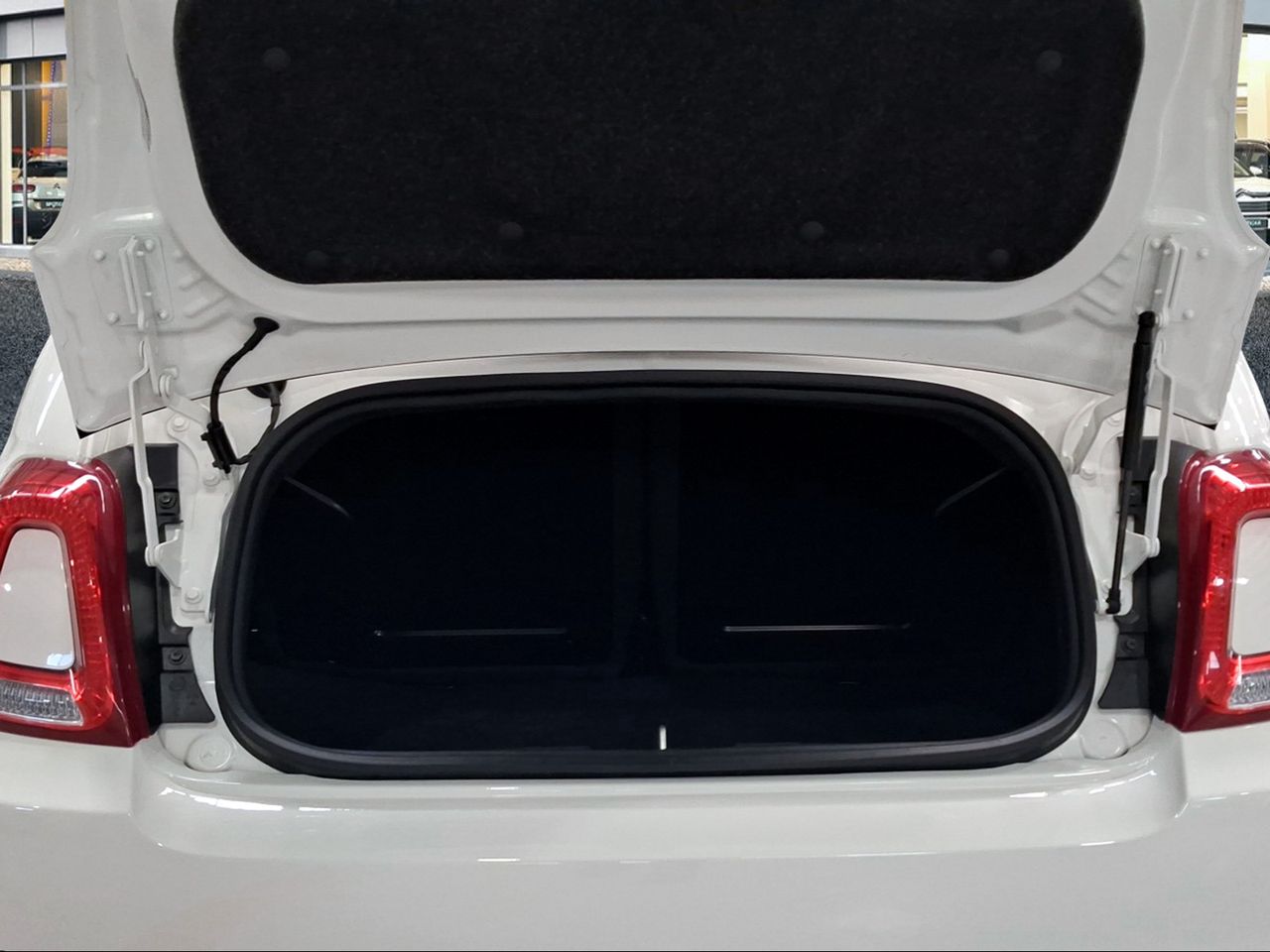 Fiat 500C Dolcevita 1.0 Hybrid 51KW (70 CV)  - Foto 7