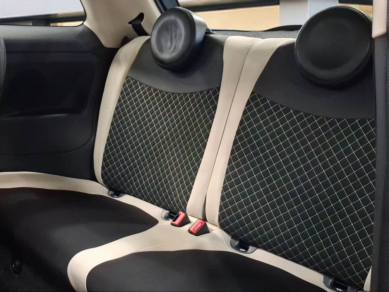 Fiat 500 Dolcevita 1.0 Hybrid 51KW (70 CV)  - Foto 11