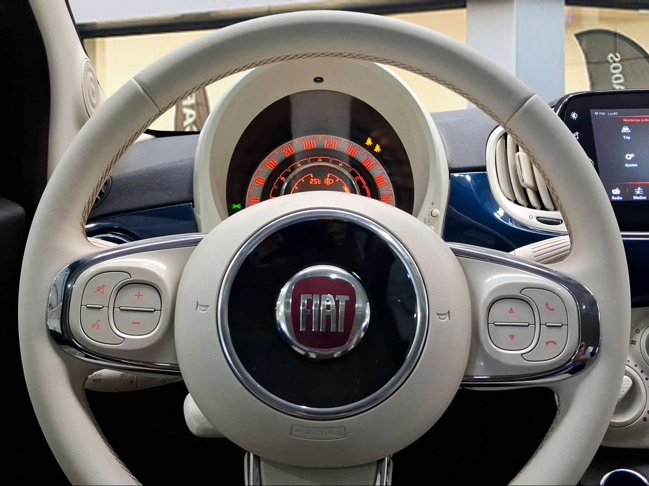 Fiat 500 Dolcevita 1.0 Hybrid 51KW (70 CV)  - Foto 15