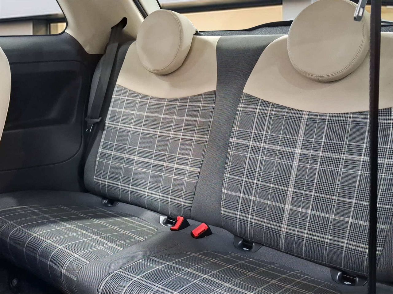 Fiat 500 1.2 8v 51kW (69CV) Lounge Automático  - Foto 11