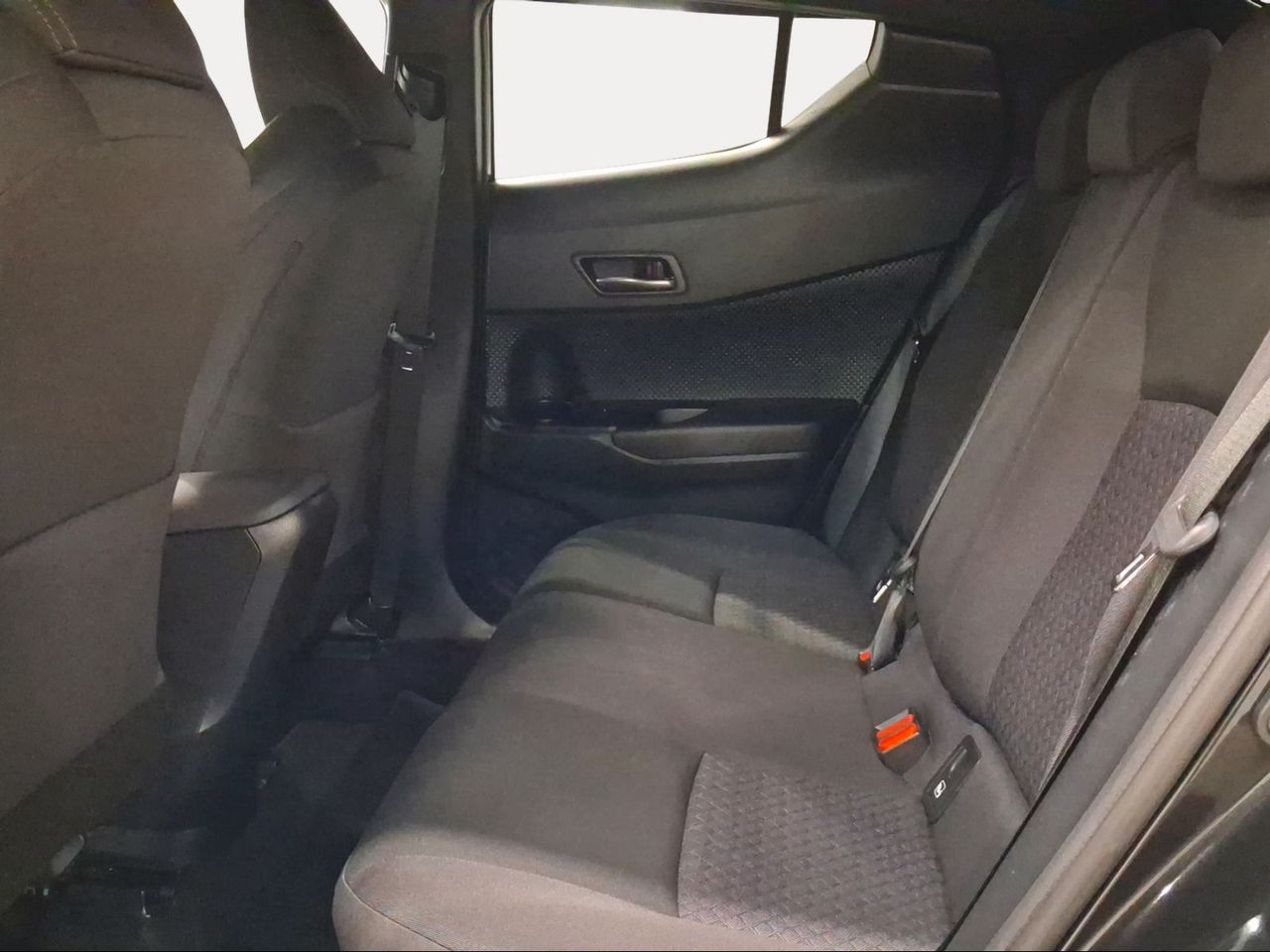 Toyota C-HR 1.8 125H Advance  - Foto 12