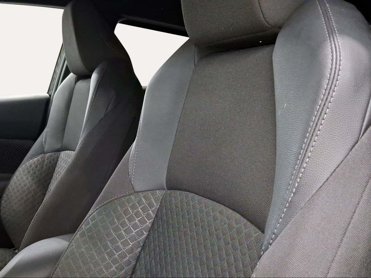 Toyota C-HR 1.8 125H Advance  - Foto 23