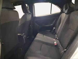 Toyota Yaris Cross 1.5 120H Active Tech  - Foto 12