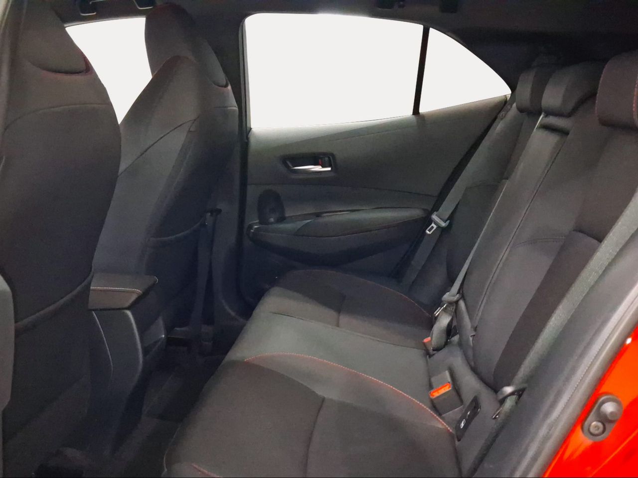 Toyota Corolla 140H GR-Sport  - Foto 12