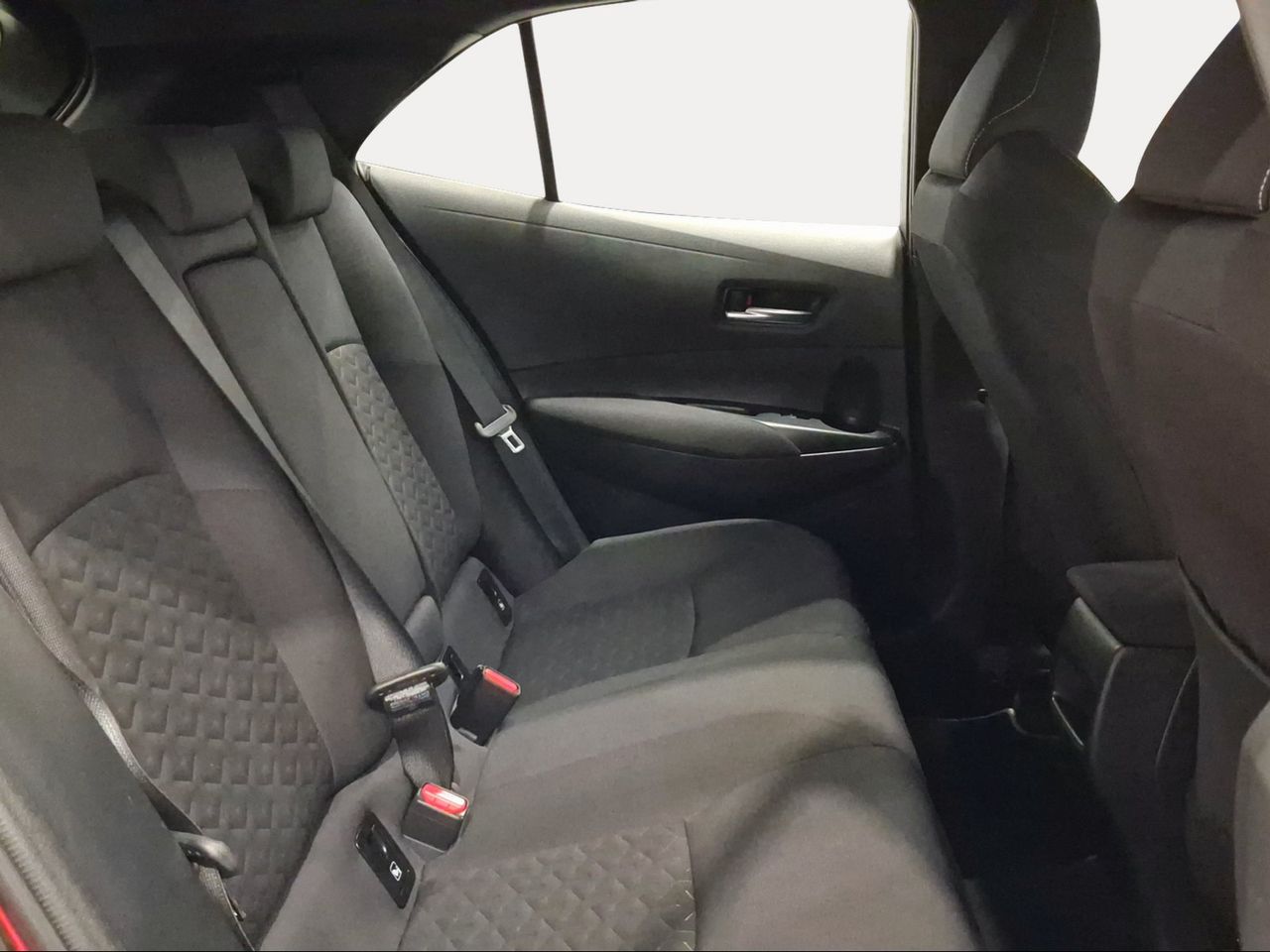 Toyota Corolla 1.8 125H ACTIVE TECH E-CVT  - Foto 8