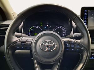 Toyota Yaris 1.5 120H Active Tech  - Foto 14