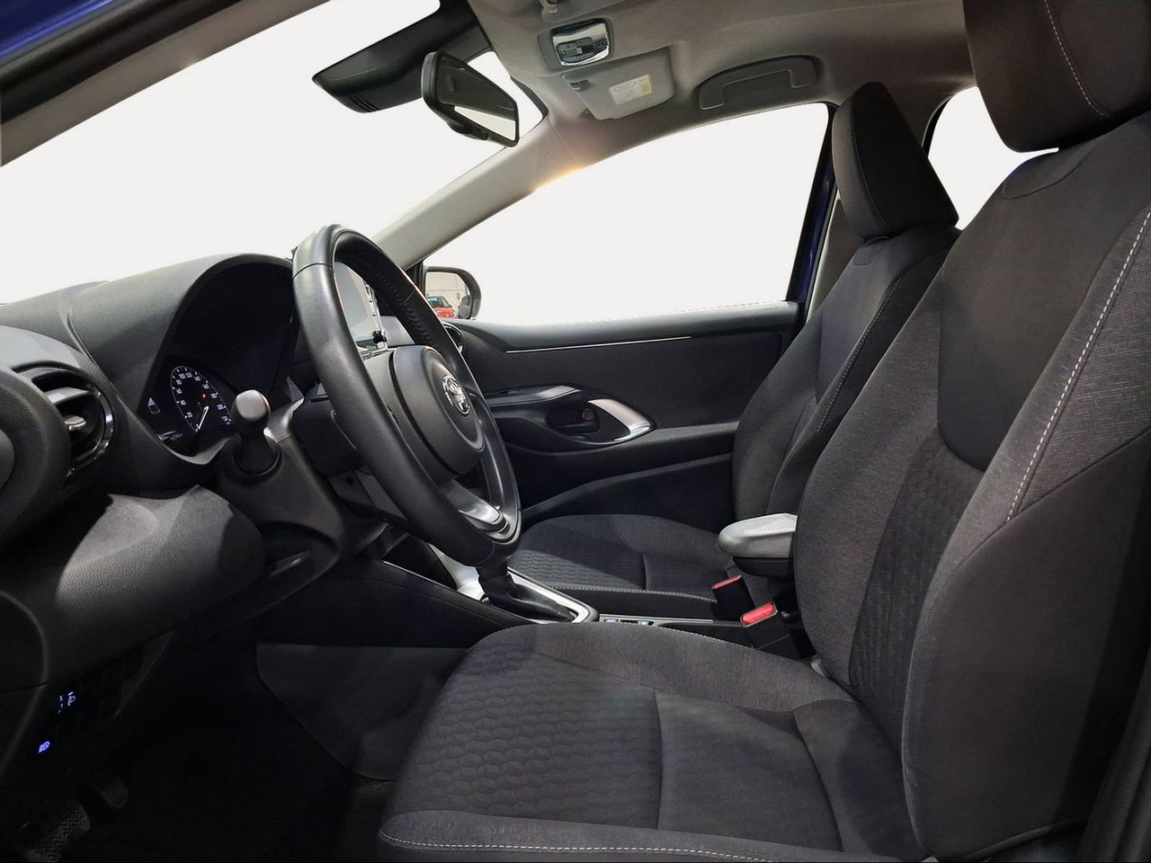 Toyota Yaris 1.5 120H Active Tech  - Foto 13