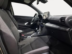 Toyota Yaris Cross 1.5 120H Active Tech  - Foto 7
