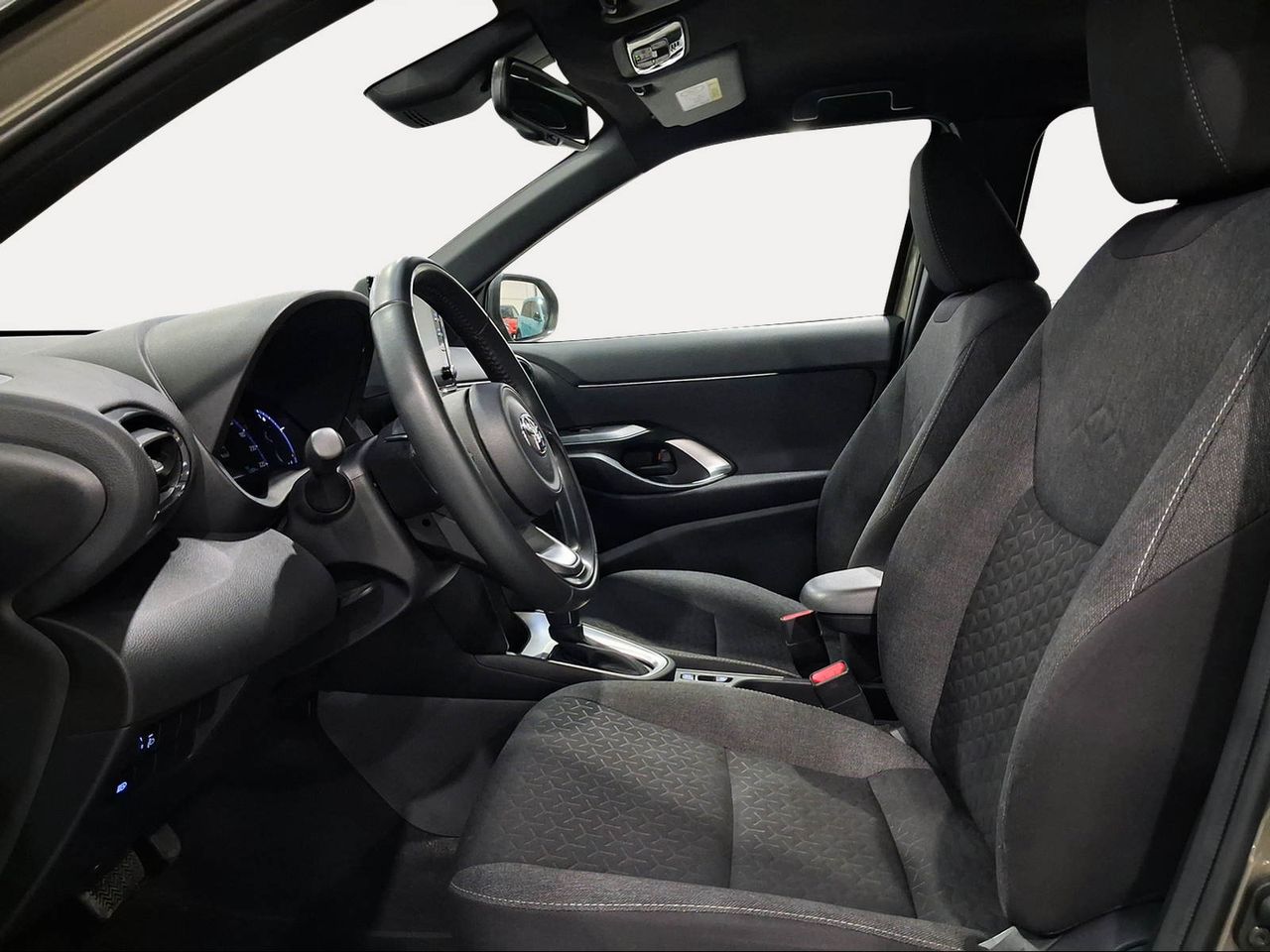 Toyota Yaris Cross 1.5 120H Active Tech  - Foto 13