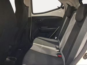 Toyota Aygo 1.0 70 x-play  - Foto 12