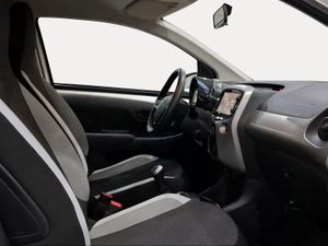 Toyota Aygo 1.0 70 x-play  - Foto 7