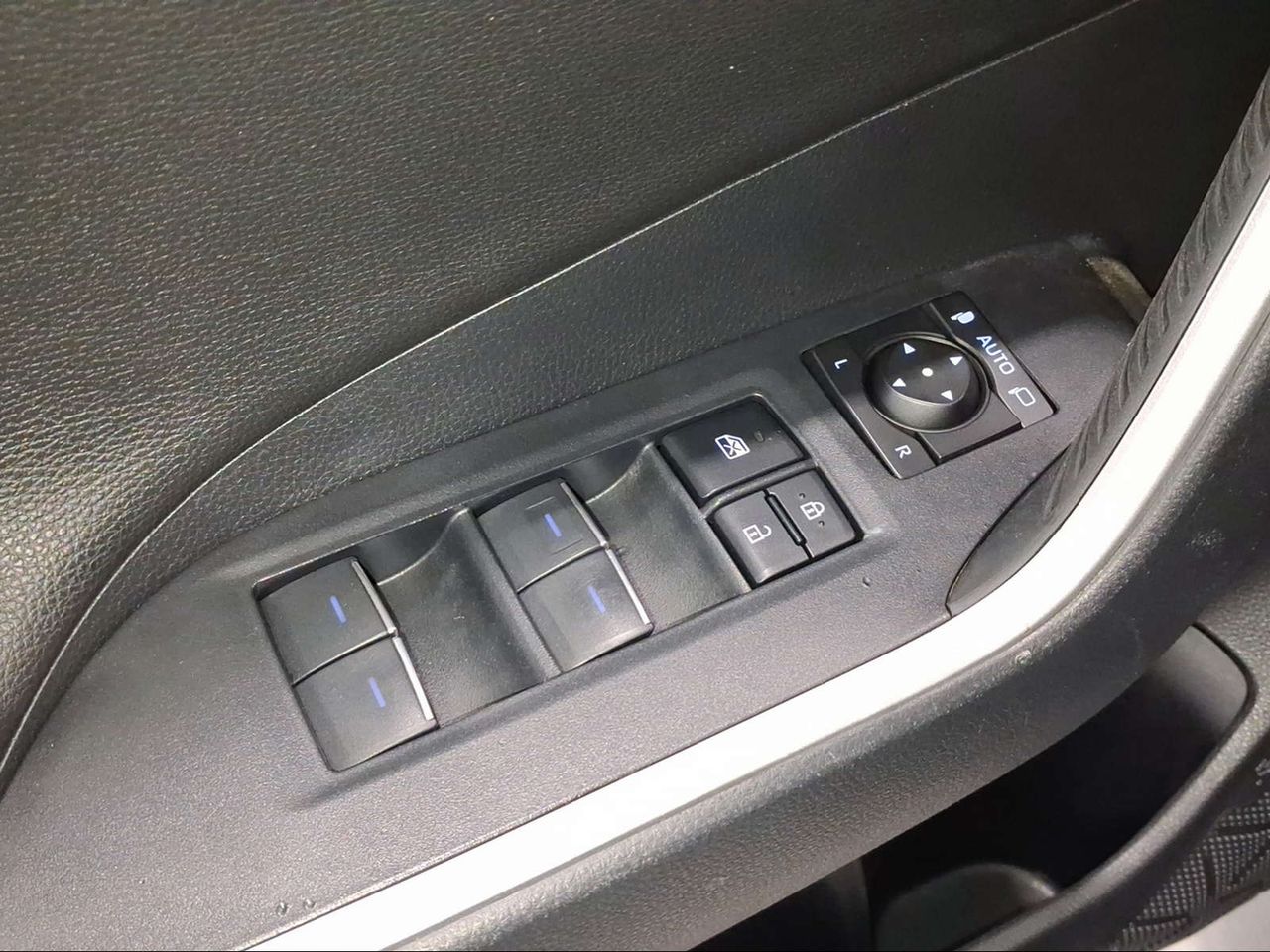 Toyota Rav4 2.5l 220H Advance  - Foto 21