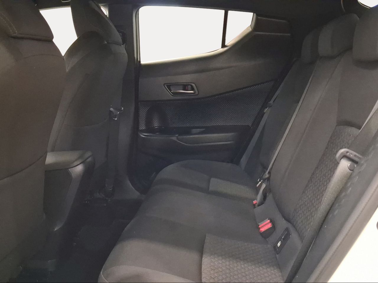 Toyota C-HR 1.8 125H Advance  - Foto 12