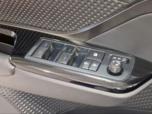 Toyota C-HR 1.8 125H Advance  - Foto 23
