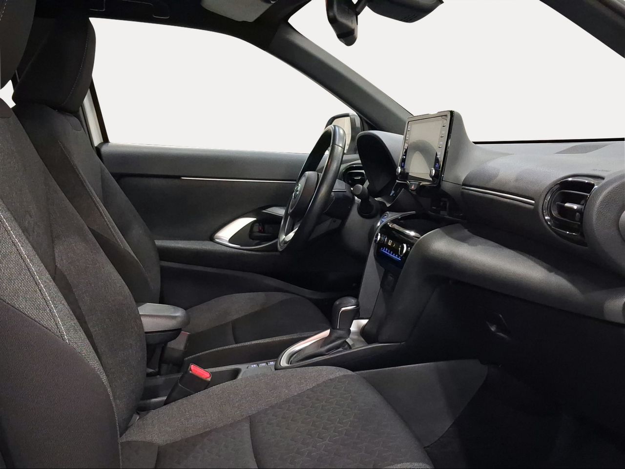 Toyota Yaris Cross 1.5 120H Active Tech  - Foto 7