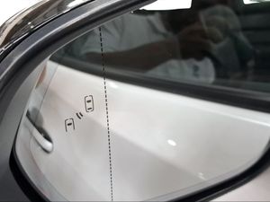 Lexus RZ 350e e-Premium FWD  - Foto 22
