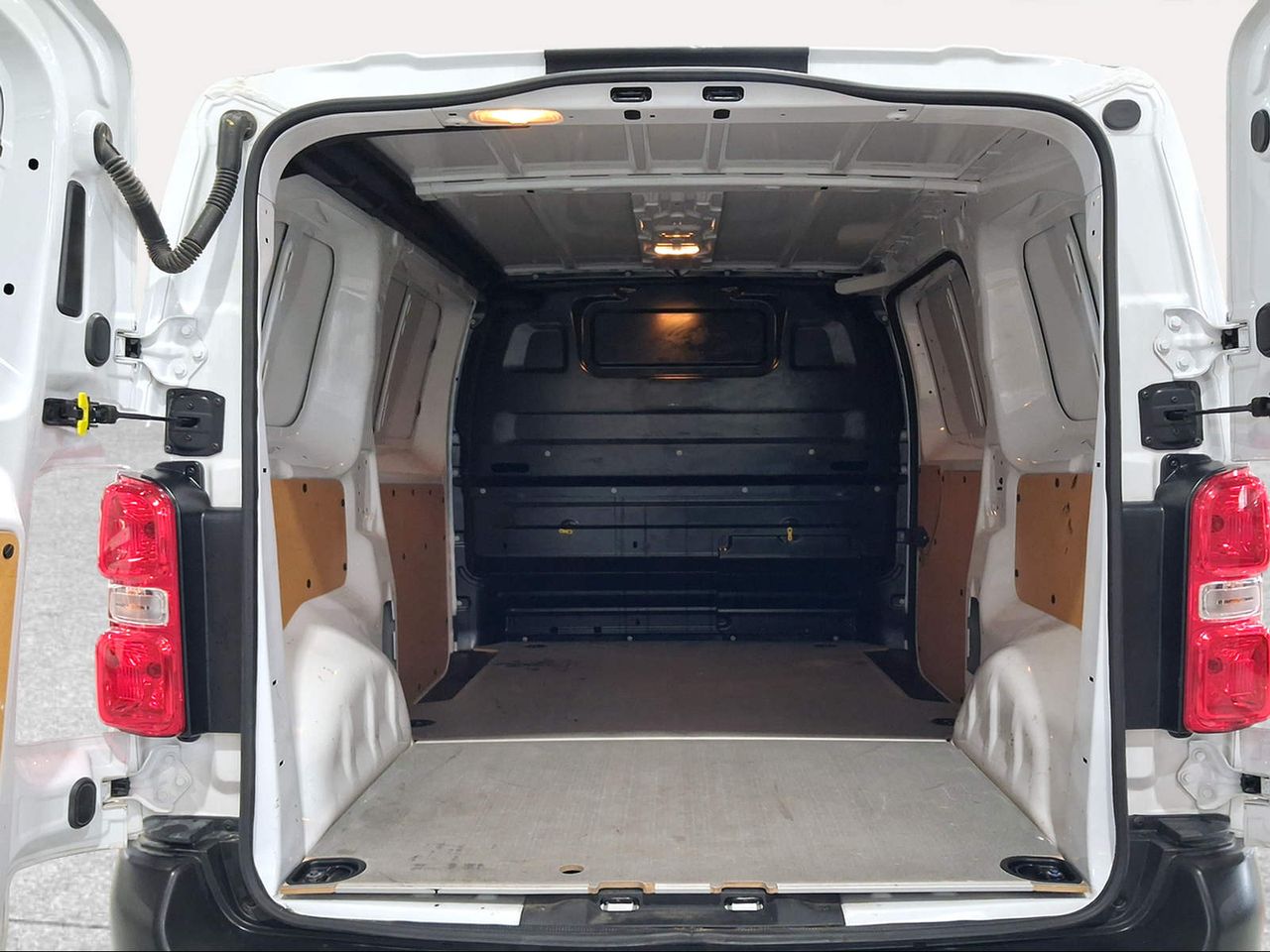 Toyota Proace VAN GX 1PL L1 1.5D 120CV 6TM  - Foto 11