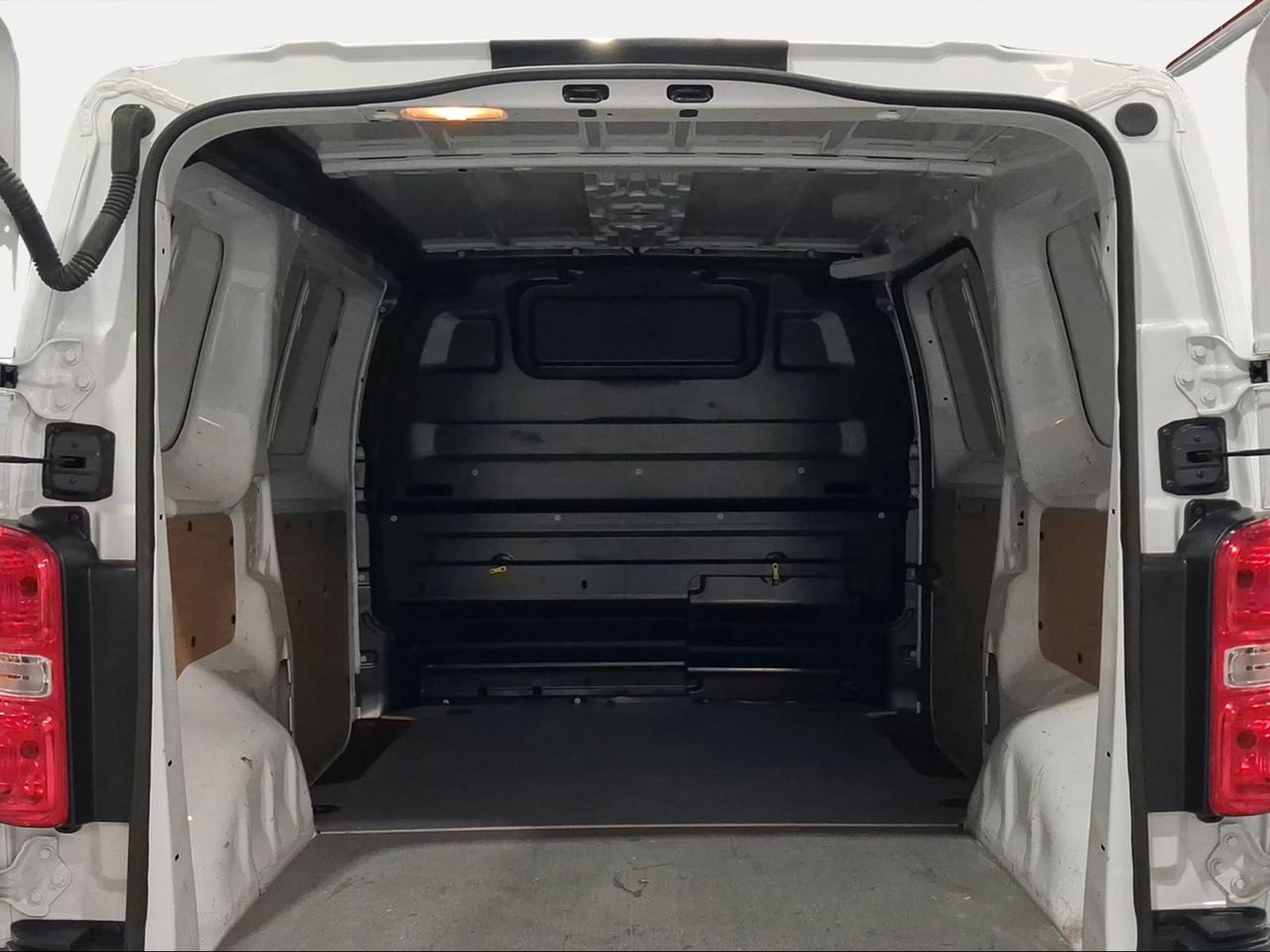 Toyota Proace VAN GX 1PL L1 1.5D 120CV 6TM  - Foto 11