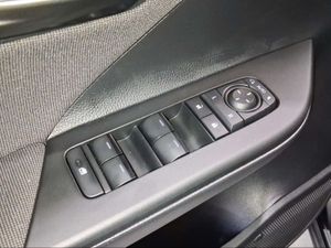 Toyota C-HR 2.0 220PH Advance  - Foto 24