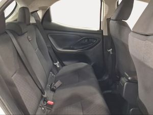 Toyota Yaris 1.5 120H Active Tech  - Foto 8