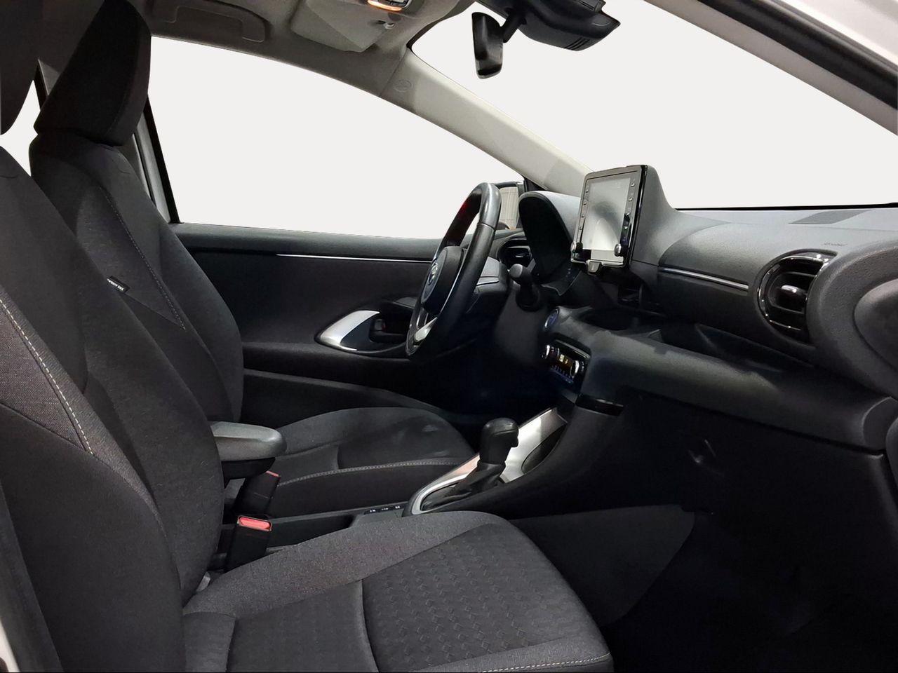 Toyota Yaris 1.5 120H Active Tech  - Foto 7