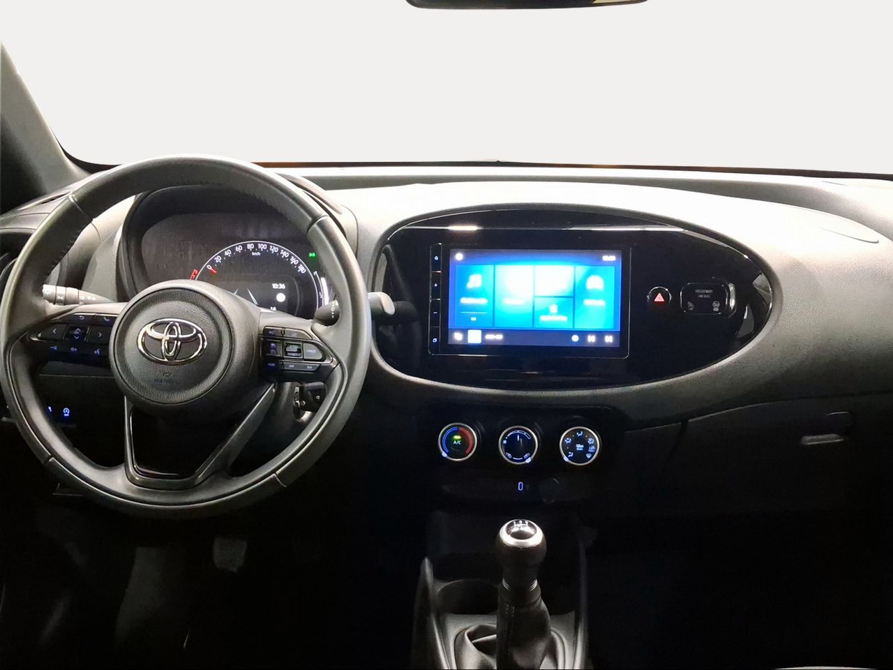 Toyota Aygo X Cross 1.0 VVT-I 72CV Play  - Foto 9