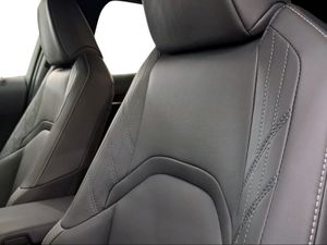 Lexus UX 300h F Sport Legend  - Foto 16