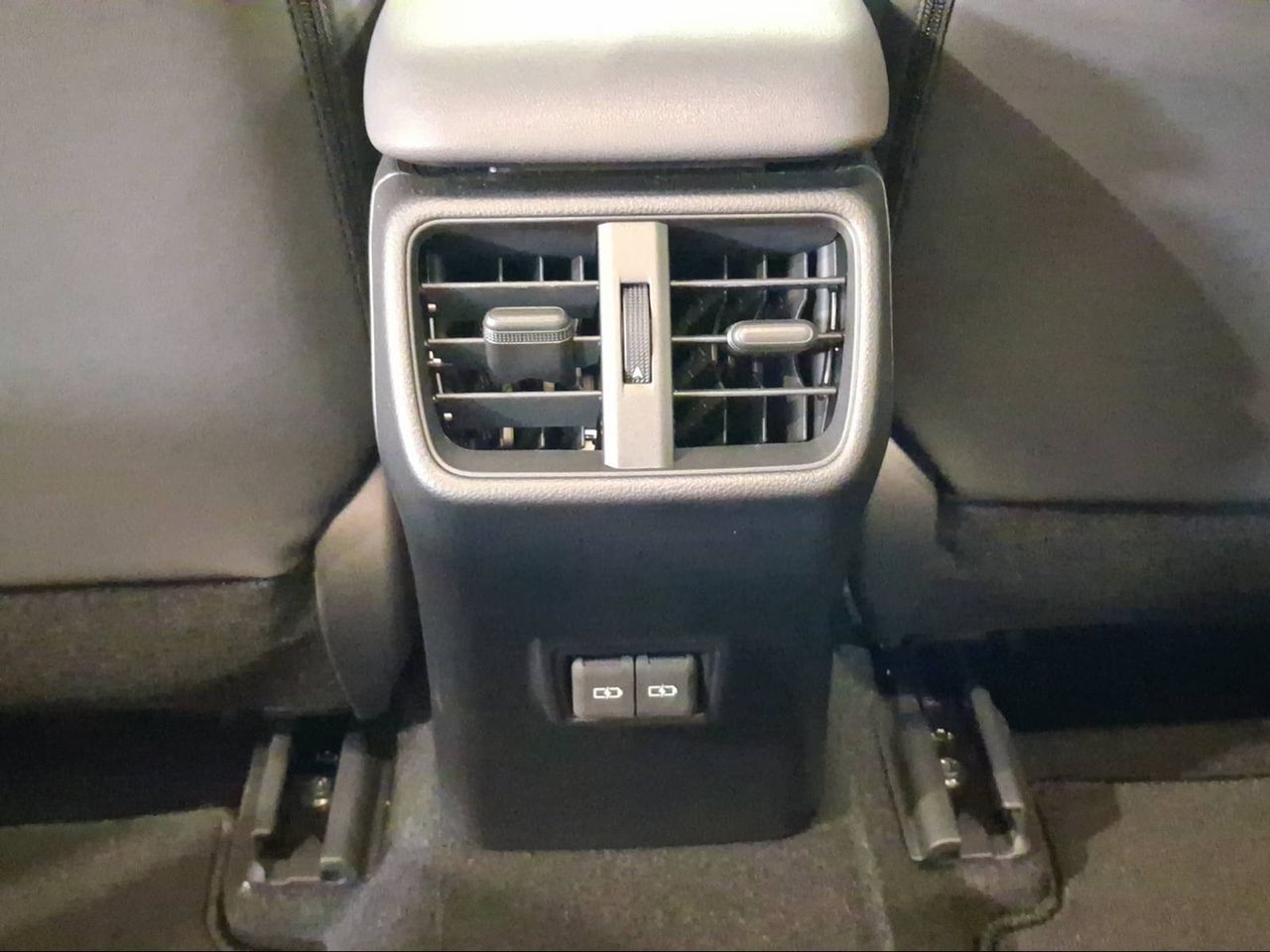 Lexus UX 300h F Sport Legend  - Foto 19