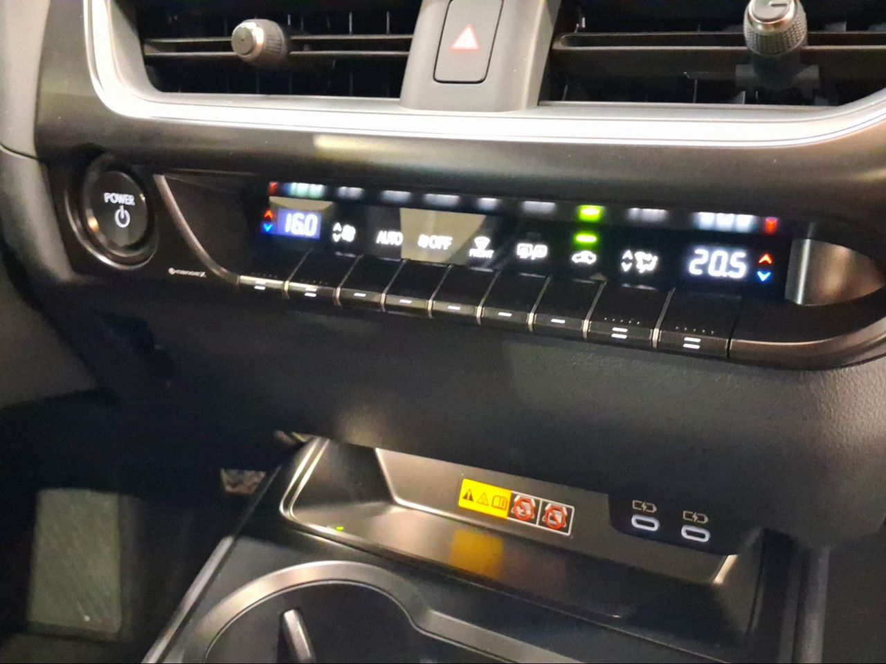 Lexus UX 300h F Sport Legend  - Foto 15