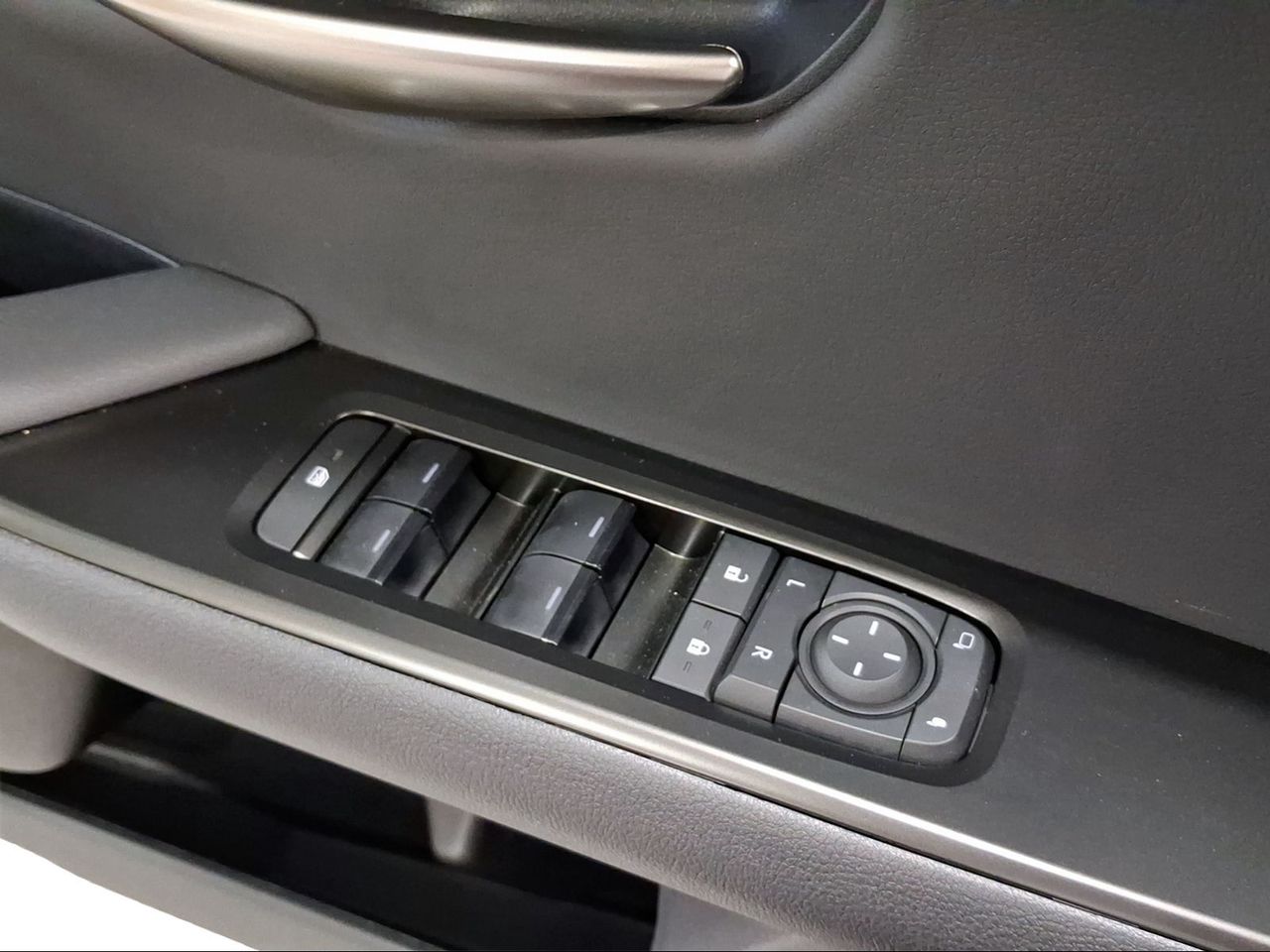 Lexus UX 300h F Sport Legend  - Foto 18