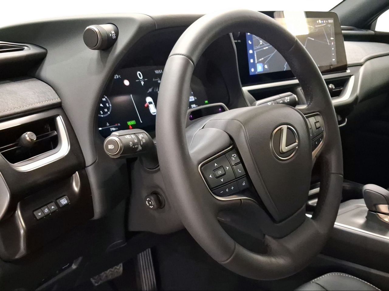 Lexus UX 300h F Sport Legend  - Foto 17