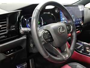 Lexus NX 450h+ F Sport 4WD  - Foto 14