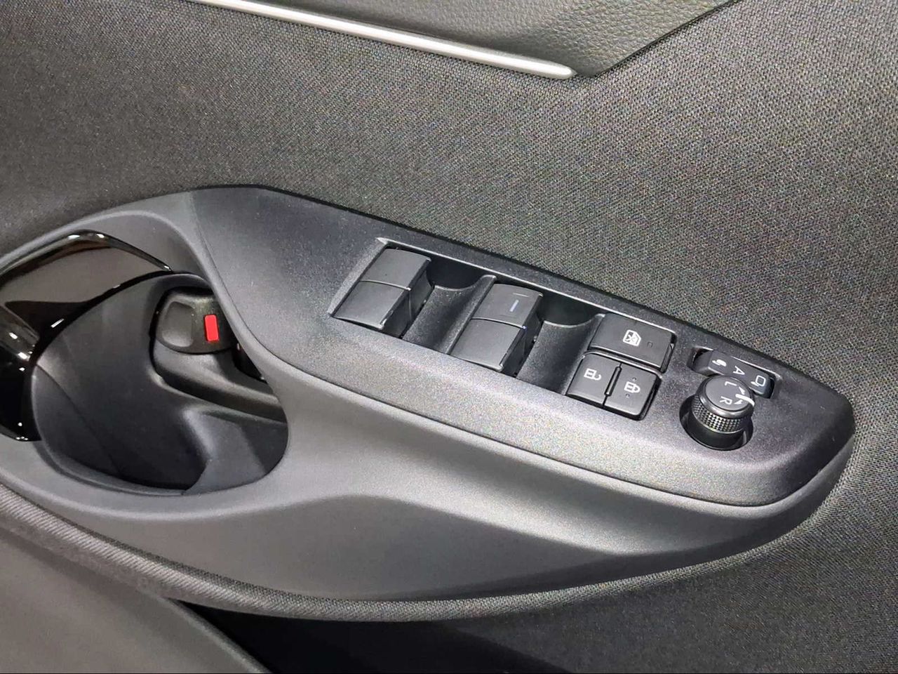 Toyota Yaris Cross 1.5 130H Active  - Foto 23