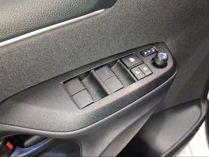 Toyota Yaris 1.5 120H Style  - Foto 24