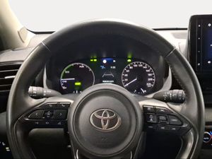 Toyota Yaris 1.5 120H Active Plus  - Foto 14