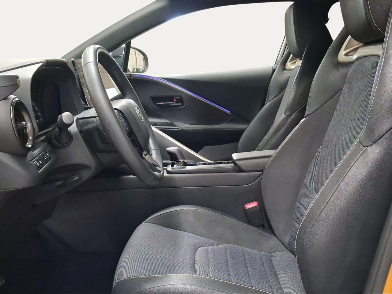 Toyota C-HR 1.8 Spirit Hybrid 140  - Foto 13