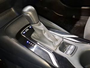 Toyota Corolla 1.8 125H STYLE E-CVT SEDAN  - Foto 24