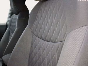 Toyota Corolla 1.8 125H STYLE E-CVT SEDAN  - Foto 23