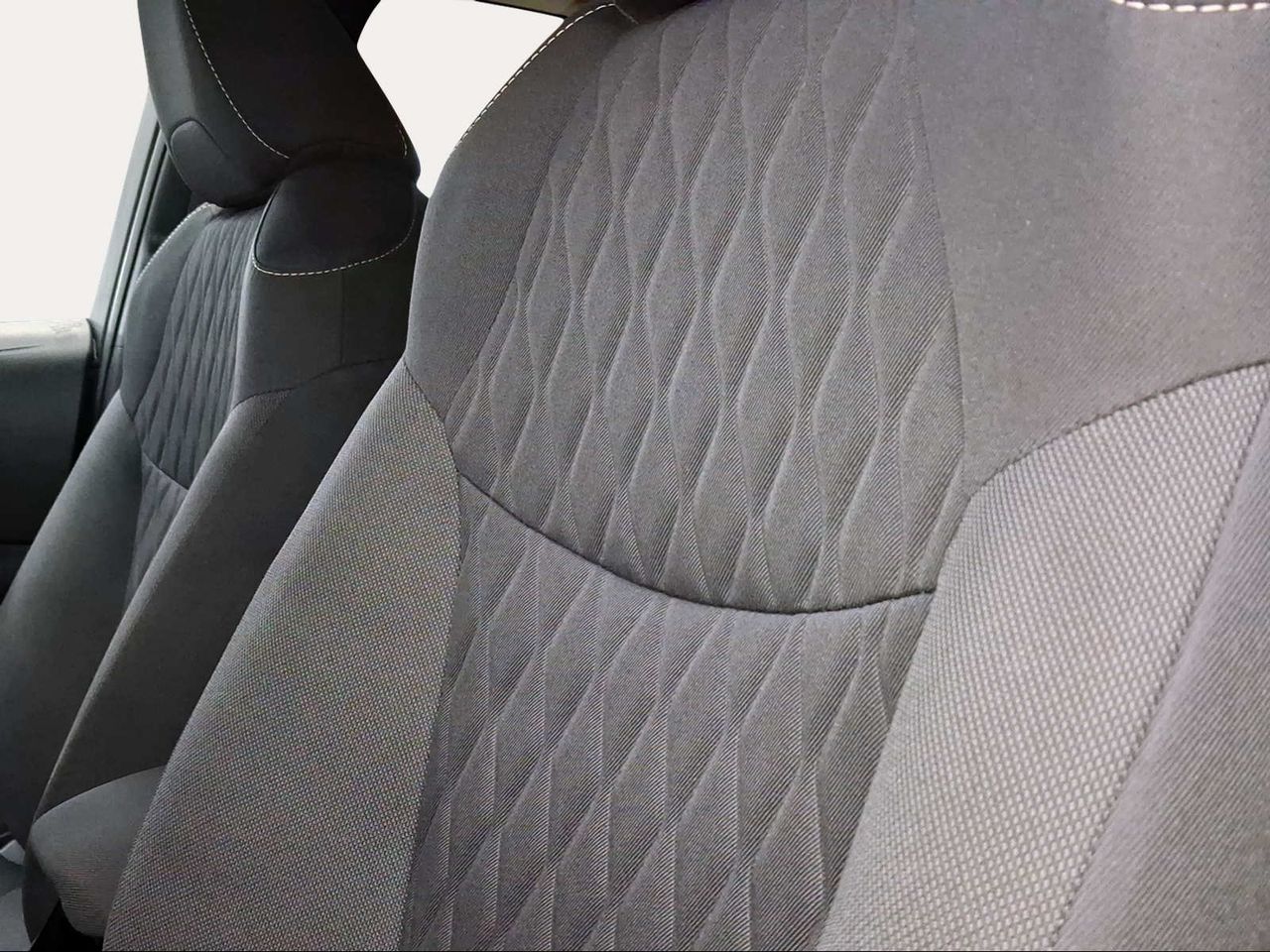 Toyota Corolla 1.8 125H STYLE E-CVT SEDAN  - Foto 23