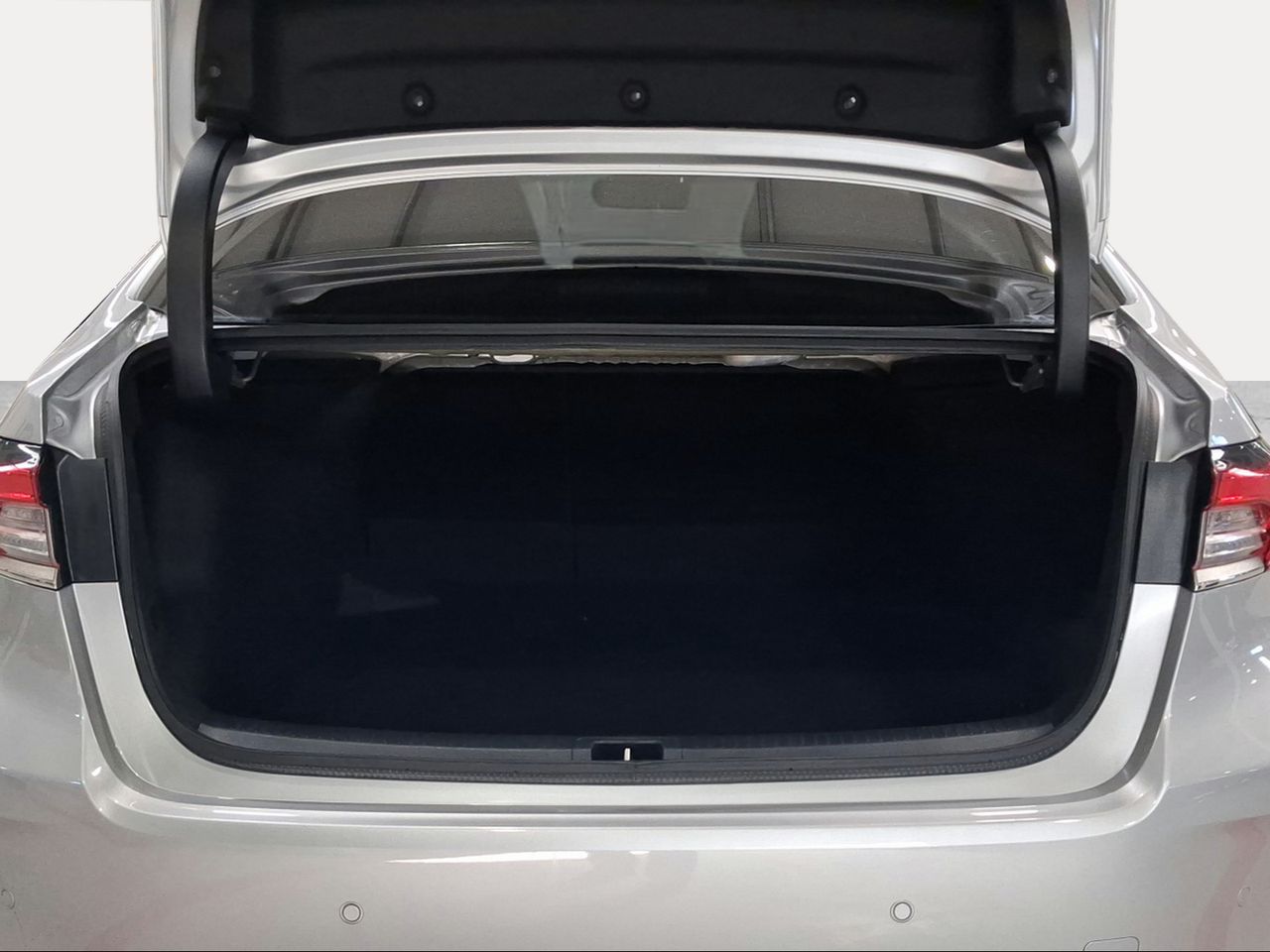 Toyota Corolla 140H Style Plus  - Foto 11