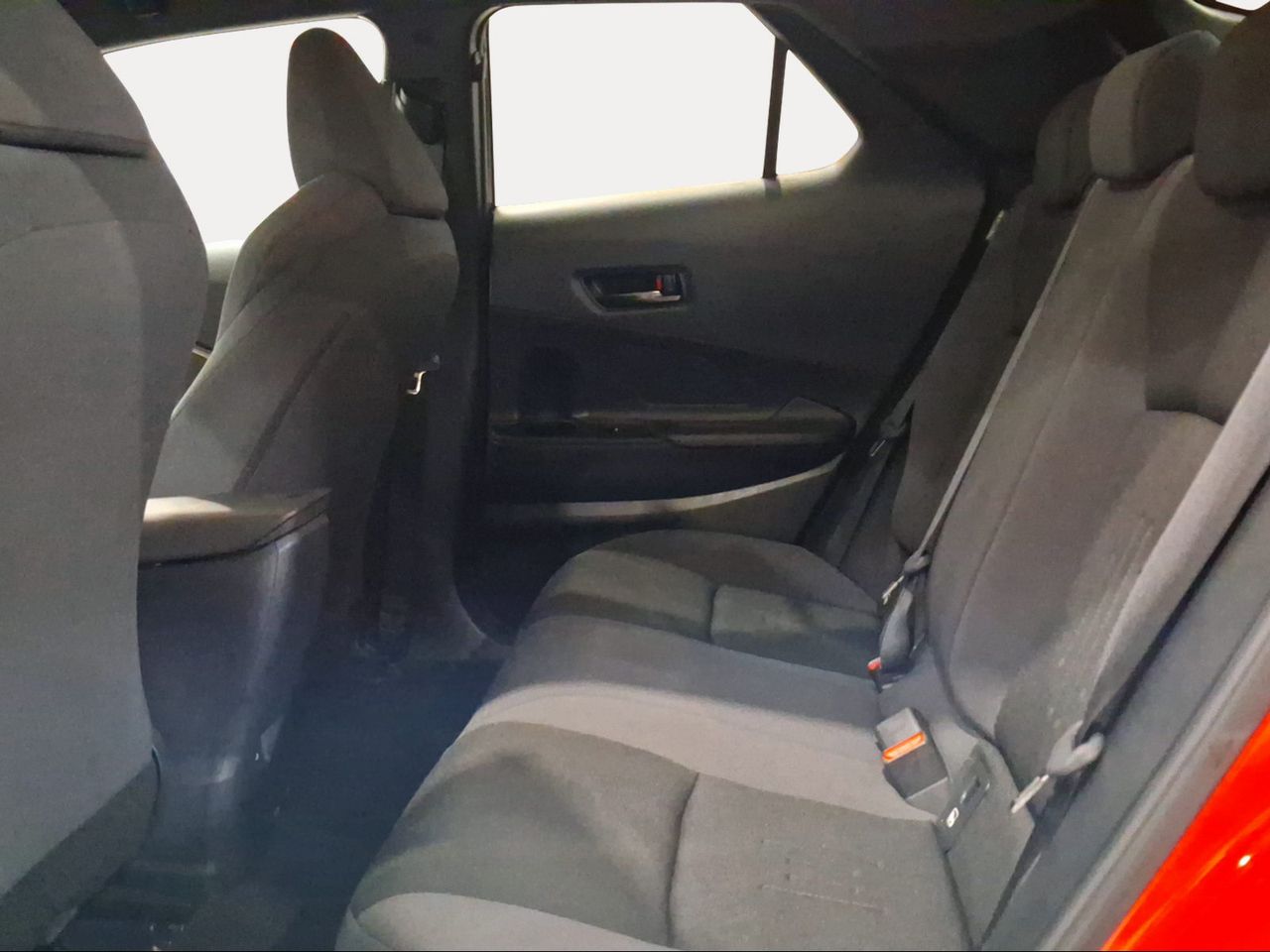 Toyota C-HR 1.8 140H Advance Plus Skyview  - Foto 12